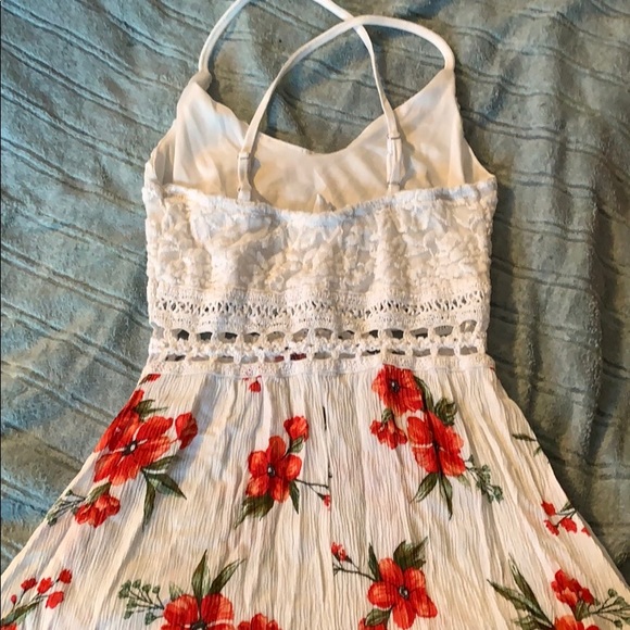 Dress - Picture 3 of 3